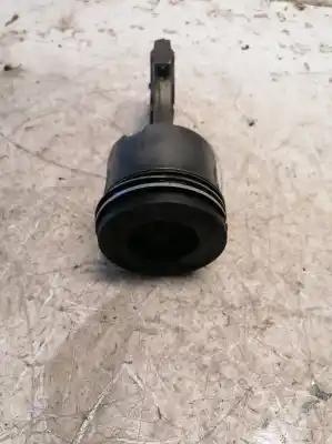 Second-hand car spare part piston for bmw serie 7 (e65/e66) 730d oem iam references   