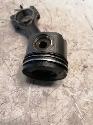 Second-hand car spare part piston for bmw serie 7 (e65/e66) 730d oem iam references   