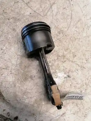 Second-hand car spare part piston for bmw serie 7 (e65/e66) 730d oem iam references   