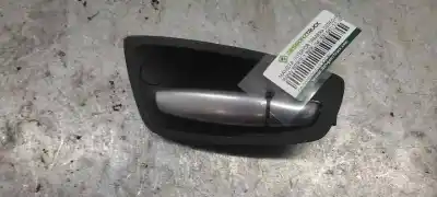 Peça sobressalente para automóvel em segunda mão puxador interior traseiro direito por bmw serie 1 berlina (e81/e87) 2.0 16v diesel cat referências oem iam 