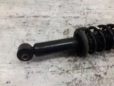 Second-hand car spare part right rear shock absorber for citroen c5 berlina 1.6 hdi fap oem iam references 9682474680  03071000522