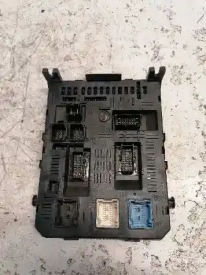 Second-hand car spare part Fuse Box Unit for CITROEN C4 BERLINA 1.6 16V HDi FAP OEM IAM references 9661940480  281174352A