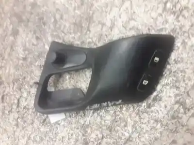 Second-hand car spare part LEFT FRONT POWER WINDOW SWITCH for CITROEN XANTIA BERLINA  OEM IAM references 9613057277  5/5 PINS