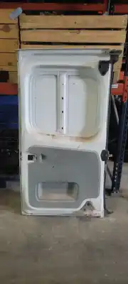 Peça sobressalente para automóvel em segunda mão porta da mala / tampa traseira direita por renault trafic combi (ab 4.01) 1.9 diesel referências oem iam 