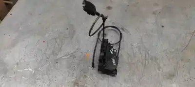 Second-hand car spare part left side sliding lock for renault kangoo dynamique oem iam references   6 pins