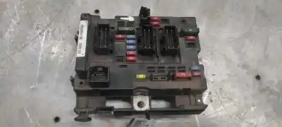İkinci el araba yedek parçası röle/sigorta kutusu için peugeot 307 (s1) xr clim oem iam referansları 9650664180  