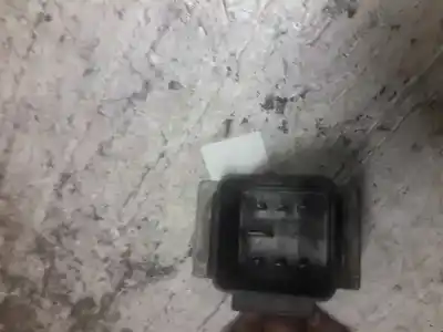 Second-hand car spare part glow plug for peugeot partner (s2) combi plus oem iam references   7 pins