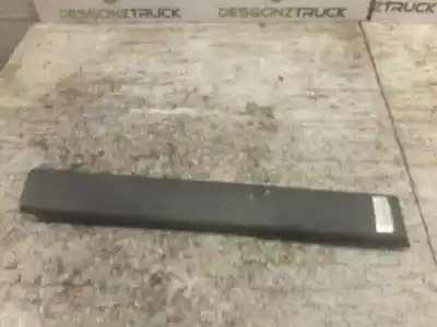 Gebrauchtes Autoersatzteil hintere zierleisten zum peugeot partner (s1) combispace oem-iam-referenzen 9634562977