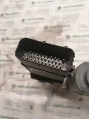 Second-hand car spare part right front window motor for seat toledo (1m2) 1.9 tdi oem iam references 9776105415301  29 pins
