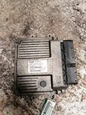 Second-hand car spare part ECU ENGINE CONTROL for FIAT DOBLO MONOSPACE (119_, 223_)  OEM IAM references 51784560  7160008602