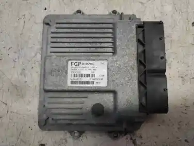 Peça sobressalente para automóvel em segunda mão centralina de motor uce por opel corsa c blue line referências oem iam 55190069