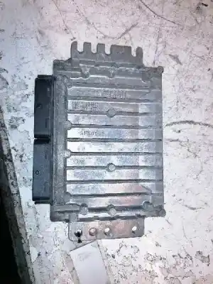 Pezzo di ricambio per auto di seconda mano centralina motore per renault scenic (ja..) 1.6 16v authentique (ja0b/11) riferimenti oem iam 8200035891 s110030054a 7700110471