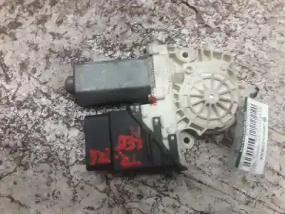 Автозапчастина б/у двиг скла задне ліво для SEAT LEON (1M1) Signo Посилання на OEM IAM 101439203 7746002302 101389101