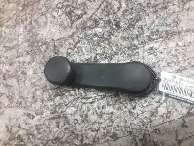 Peça sobressalente para automóvel em segunda mão manivela / manipulo do vidro traseiro direito por seat ibiza (6k) básico referências oem iam 