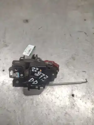 Peça sobressalente para automóvel em segunda mão fechadura da porta dianteira direita por audi a4 berlina (8e) 1.9 tdi (96kw) referências oem iam 8e1837016c