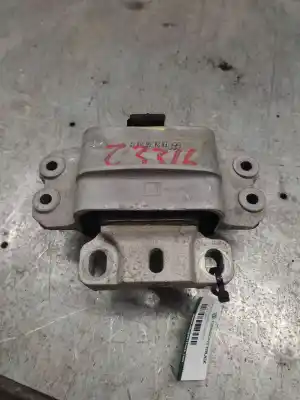 Peça sobressalente para automóvel em segunda mão suporte direito do motor por audi a3 (8p) 1.6 102 cv / 75 kw referências oem iam 1k0199555l
