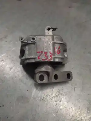 Second-hand car spare part engine support for audi a3 (8p) 1.6 102 cv / 75 kw oem iam references 1k0199262al  