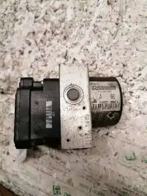 Peça sobressalente para automóvel em segunda mão abs por ford focus c-max (cap) ambiente (d) referências oem iam 3m512m110ga  10020700524