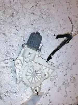 Peça sobressalente para automóvel em segunda mão motor elevador vidro dianteiro direito por ford focus lim. (cb4) titanium referências oem iam 4m5t14553 2 cables 0130822216