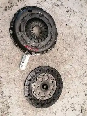 Автозапчастина б/у комплект зцеплення для ford focus berlina (cap) ambiente (d) посилання на oem iam 3082000607