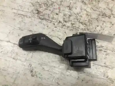 Peça sobressalente para automóvel em segunda mão  por FORD FOCUS LIM. (CB4)  Referências OEM IAM 4M5T13335BD  8 PINS