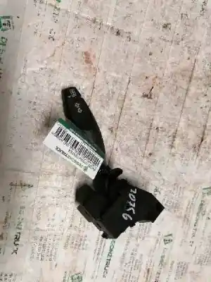 Recambio de automóvil de segunda mano de MANDO INTERMITENTES para FORD MONDEO BERLINA (GE)  referencias OEM IAM 1S7T13335BE  10 PINS