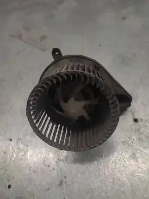 Pièce détachée automobile d'occasion Ventilateur De Chauffage pour MERCEDES-BENZ SPRINTER 02.00 -> CAJA CERRADA 416 CDI (904.662) Références OEM IAM 663329W  