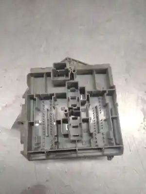 Pezzo di ricambio per auto di seconda mano scatola relè/fusibili per fiat stilo (192) 1.9 jtd cat riferimenti oem iam 51724394  