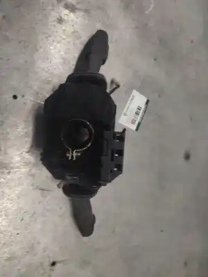 Pezzo di ricambio per auto di seconda mano comando multifunzione per fiat stilo (192) 1.9 jtd cat riferimenti oem iam 07352969540  