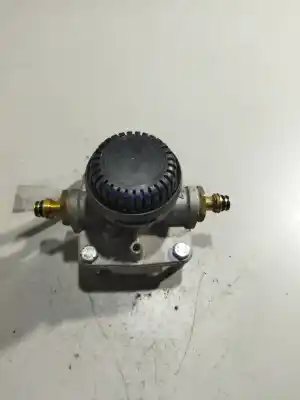 Автозапчасти б/у дополнительный воздушный клапан за renault midlum 4.2 diesel ссылки oem iam 5010588146  9730110040