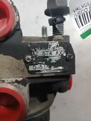 Second-hand car spare part additional air valve for iveco eurocargo 7.7 diesel oem iam references ac574ax