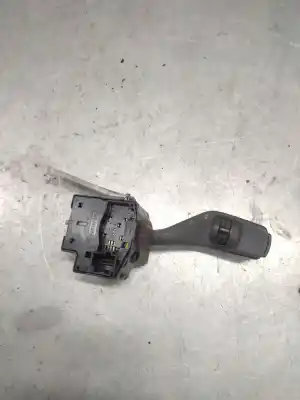 Peça sobressalente para automóvel em segunda mão comutador de piscas  por ford focus berlina (cap) ambiente (d) referências oem iam 4m5t13335bd  