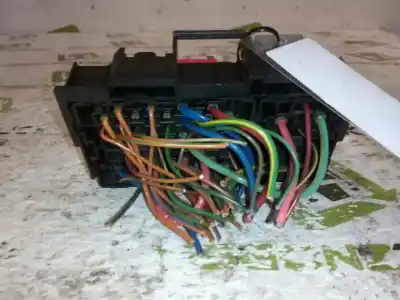 Second-hand car spare part fuse box unit for ford transit mod.2000 caja abierta ft 330 2.4 largo oem iam references   