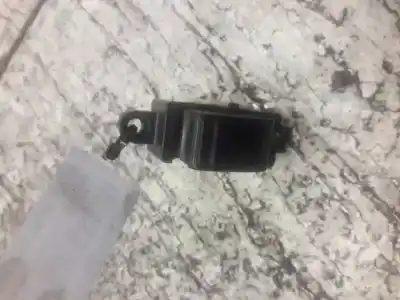 Second-hand car spare part RIGHT FRONT POWER WINDOW SWITCH for NISSAN ALMERA (N16/E)  OEM IAM references 12077  6 PINS