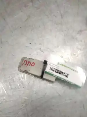 Second-hand car spare part interior light for peugeot 308 confort oem iam references   2 pins