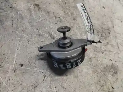 Pezzo di ricambio per auto di seconda mano valvola egr per opel zafira a elegance riferimenti oem iam   