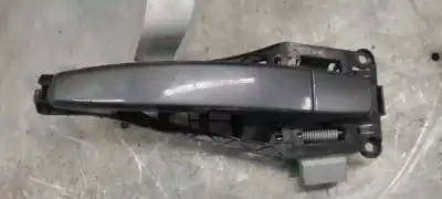 Pezzo di ricambio per auto di seconda mano maniglia esterna anteriore destra per opel zafira b cosmo riferimenti oem iam 