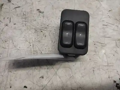 Second-hand car spare part LEFT FRONT POWER WINDOW SWITCH for OPEL CORSA C  OEM IAM references 13363202  6 PINS