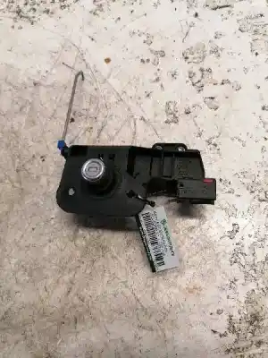 Автозапчастина б/у зовнішня ручка ворот для opel corsa c corsa c посилання на oem iam 13168316  2 pins