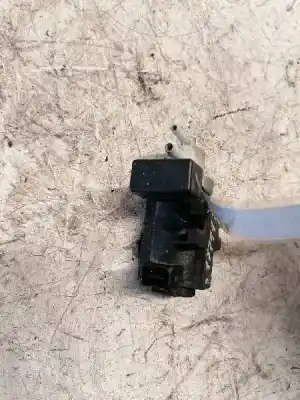 Second-hand car spare part additional air valve for opel combo * oem iam references 72190338  2 pins