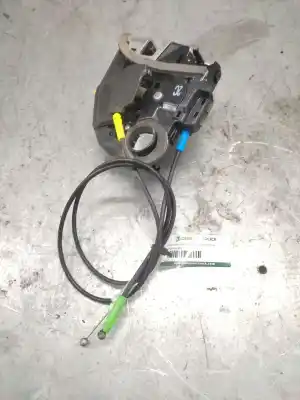 Peça sobressalente para automóvel em segunda mão fechadura da porta traseira direita por toyota auris active referências oem iam 