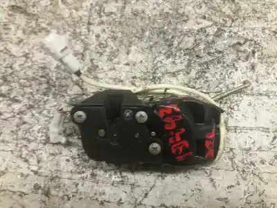Second-hand car spare part LEFT FRONT DOOR LOCK for SUZUKI BALENO FAM. SY (EG)  OEM IAM references   3 PINS