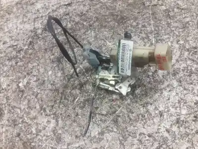 Автозапчасти б/у замок передней правой двери за toyota yaris (ncp1/nlp1/scp1) 1.3 16v cat ссылки oem iam   6 pins