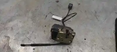 Peça sobressalente para automóvel em segunda mão fechadura da porta traseira esquerda por renault scenic ii authentique referências oem iam 