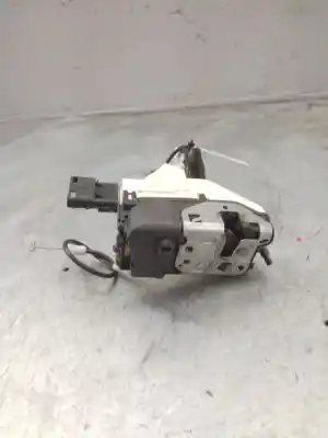 Second-hand car spare part front right door lock for peugeot 308 confort oem iam references 567147