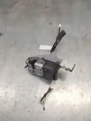 Second-hand car spare part rear left door lock for peugeot 308 confort oem iam references 567165