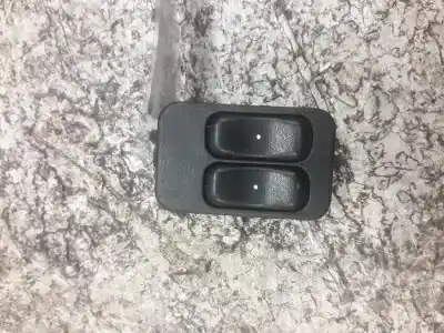 Автозапчасти б/у ВЫКЛЮЧАТЕЛЬ ЛЕВОГО ПЕРЕДНЕГО ОКНА за OPEL ASTRA G BERLINA  ссылки OEM IAM 90561086 6 PINS 90561088