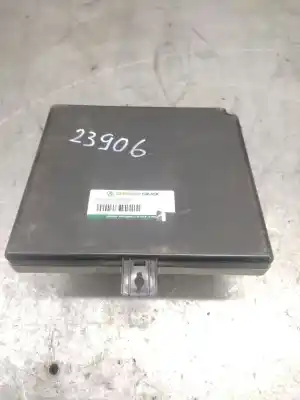 Second-hand car spare part fuse box unit for peugeot 205 ii (20a/c) 1.2 oem iam references 