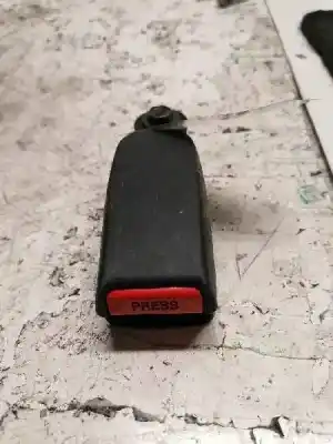 Peça sobressalente para automóvel em segunda mão chicote / encaixe cinto segurança dianteiro direito por honda hr-v (gh) vtec 4wd referências oem iam 