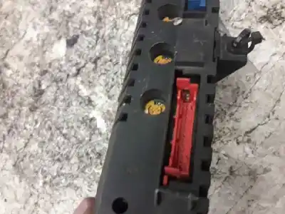 Second-hand car spare part multifunction display for renault laguna (b56) 2.0 d rn (b56f/g) oem iam references 7700822080  